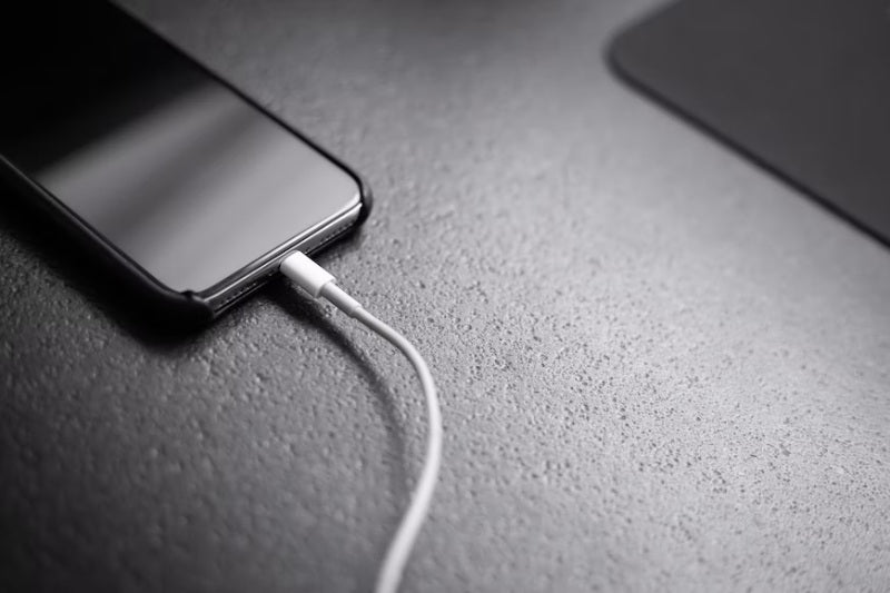 7 Safety Tips for Charging Your Smartphone Kovol Inc.